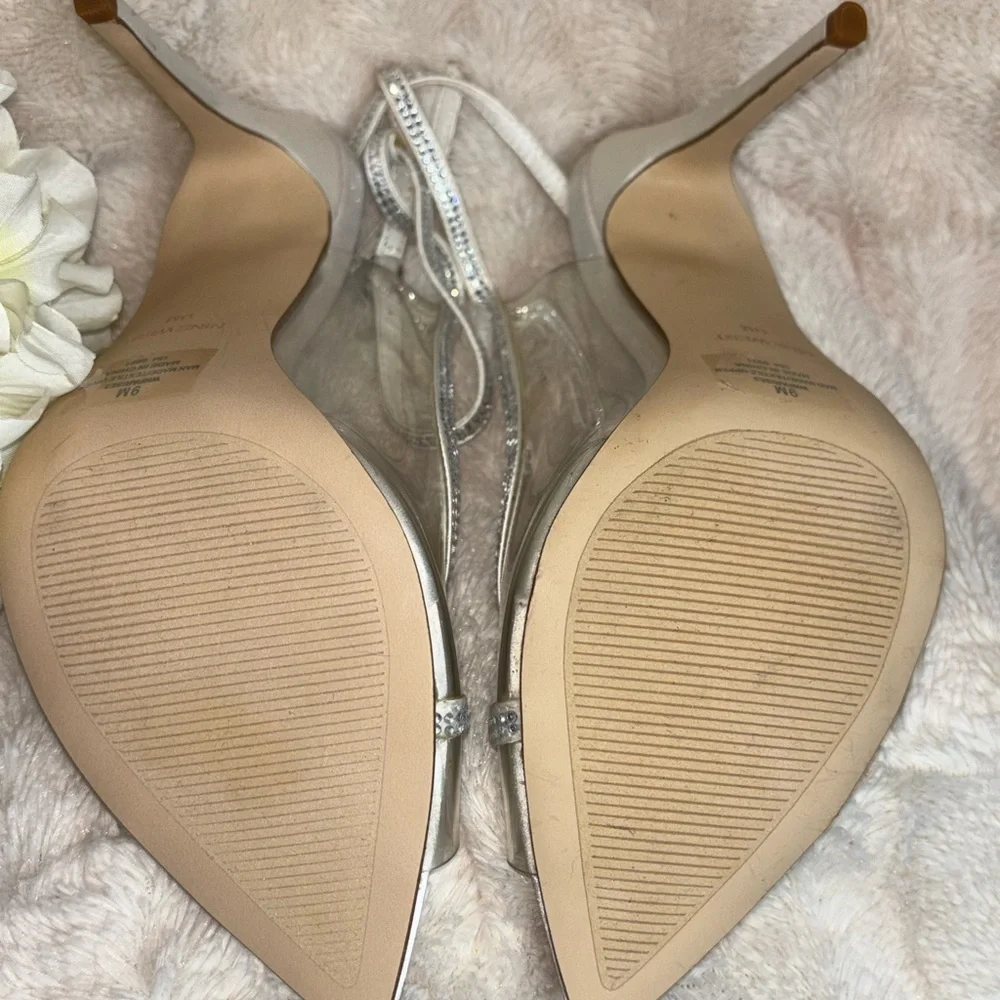 Nine West Silver Strappy Heels size 9 white color